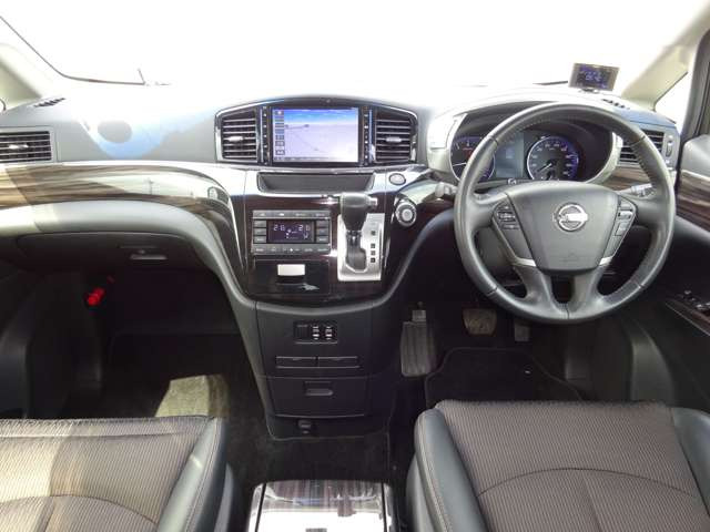 エルグランド2.5 250ハイウェイスターS 4WD