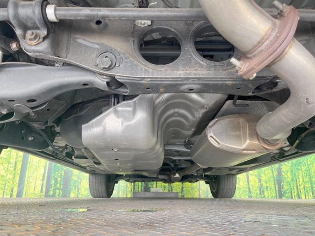 下回りがきれいなうちに、防錆加工の施工がオススメ。降雪地域はもちろん、沿岸部にお住いの方や、趣味でマリン・ウィンタースポーツをされる方にご好評いただいております。