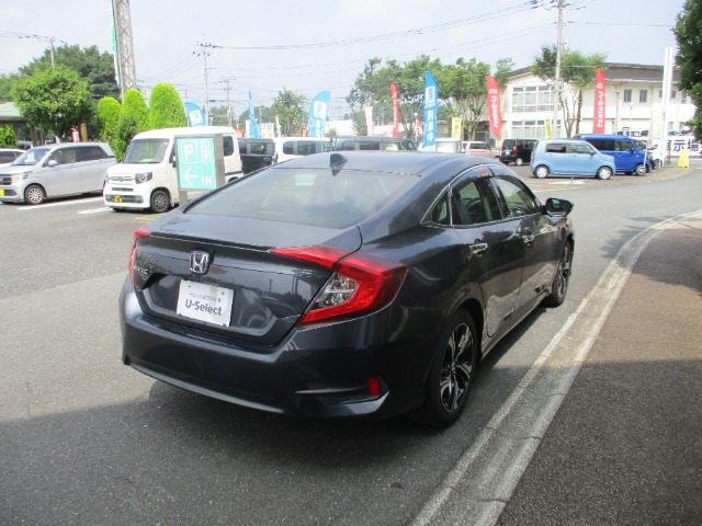 シビックセダン