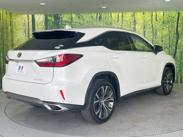 ☆全国のネクステージからお取り寄せが可能※!遠方の店舗に展示してあるクルマが気になる場合も、最寄りの店舗でご覧いただくことが可能です!是非私たちに要望をお聞かせください!※別途費用