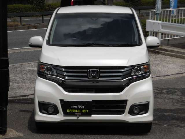 人気のN-WGNカスタムが、衝突被害軽減システムで、ターボで、純正オーディオで、バックカメラで、クルーズコントロールで、パドルシフトで、オートライトで、車検たっぷり残ってすぐ乗れて驚きの価格^^