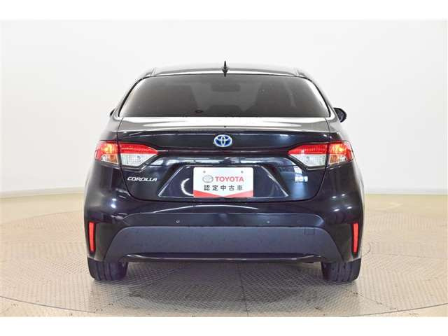 カローラ1.8 ハイブリッド S