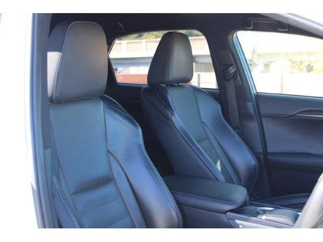 ���Ǝҗl�ւ̔̔��͂��f�肳���Ă��������܂��B �Ԍ������ԗ��̏ꍇ�́A�Ԍ����擾�������x�������z�ŕ\�����Ă���܂��B