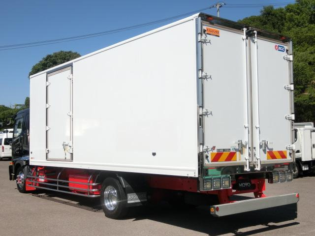 レンジャー冷蔵冷凍車