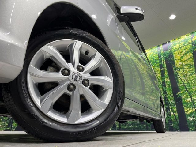 【純正14インチアルミホイール】外観にマッチした純正アルミホイールを装着しております。各種社外アルミホイールや、スタッドレスタイヤも取扱いしております。是非ご相談ください♪