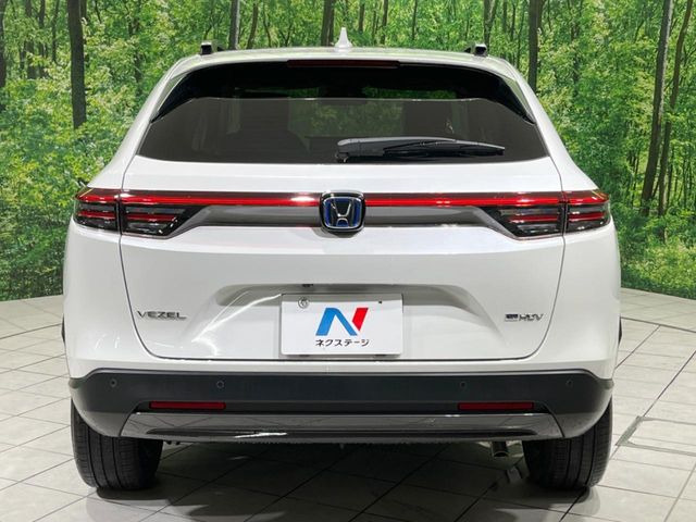 安心の最長10年・走行無制限保証(有償)をご用意。保証内容も充実はもちろん、無料点検&オイル交換や、年中無休の全国・24時間ロードサービスも付帯されておりますのでご安心下さい。