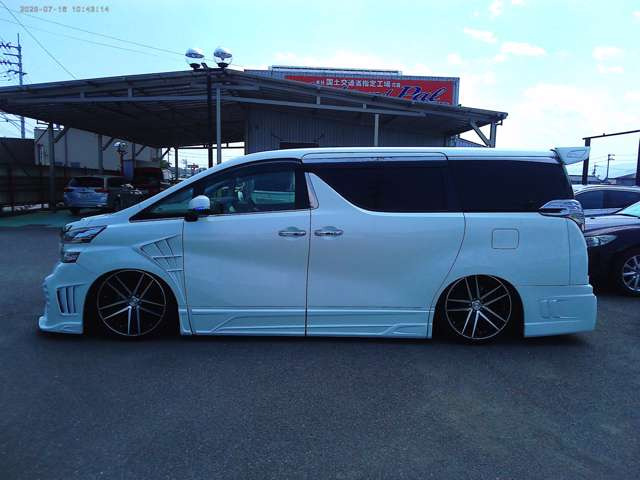 ヴェルファイア2.5 Z Aエディション