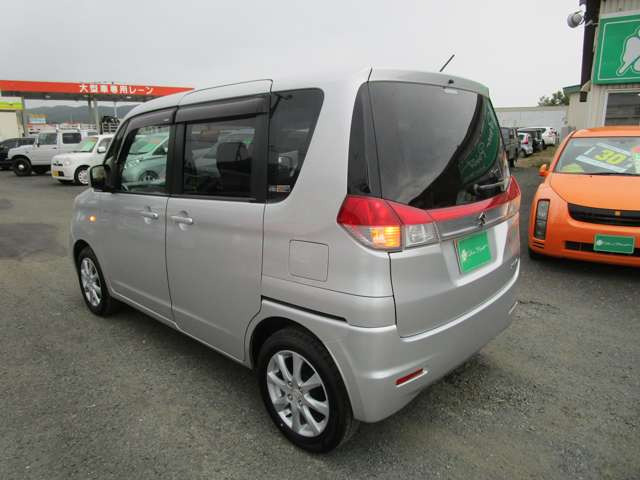 4WDをお探しの方オススメの一台です♪お問い合わせをお待ちしております