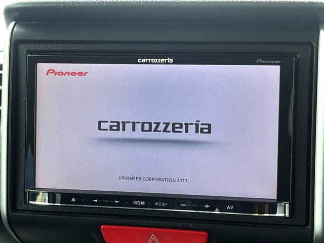 【ナビゲーション】使いやすいナビで目的地までしっかり案内してくれます。各種オーディオ再生機能も充実しており、お車の運転がさらに楽しくなります!!