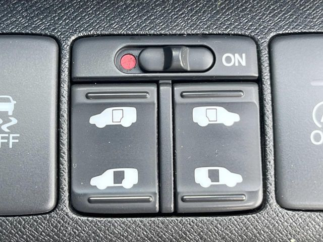 �y�����p���[�X���C�h�h�A�z�X�}�[�g�L�[��^�]�Ȃ̃X�C�b�`�Ō�ȗ����X���C�h�h�A�̊J���\���d��������͂����ăh�A���J����K�v�������A�����Ȃ��q�l�ł��ȒP�ɊJ���߂ł����K�ł���