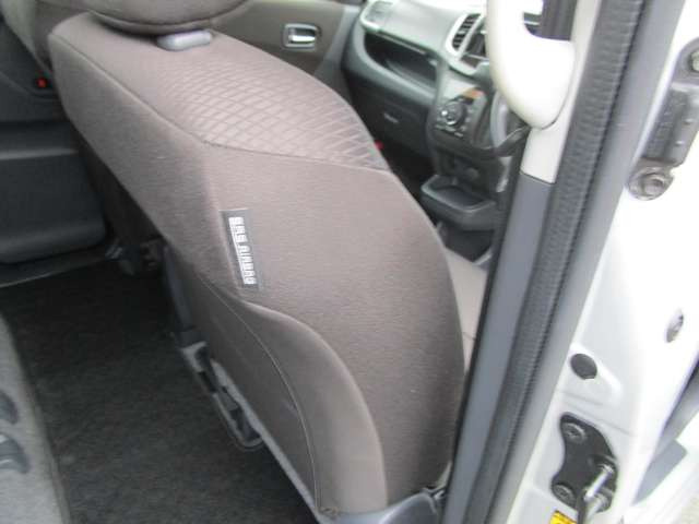 フロントシートサイドエアバック付きです!