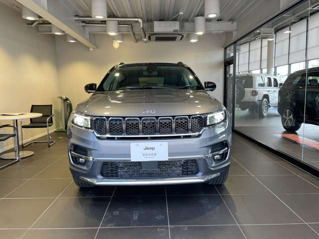 コマンダー2.0 リミテッド ディーゼル 4WD