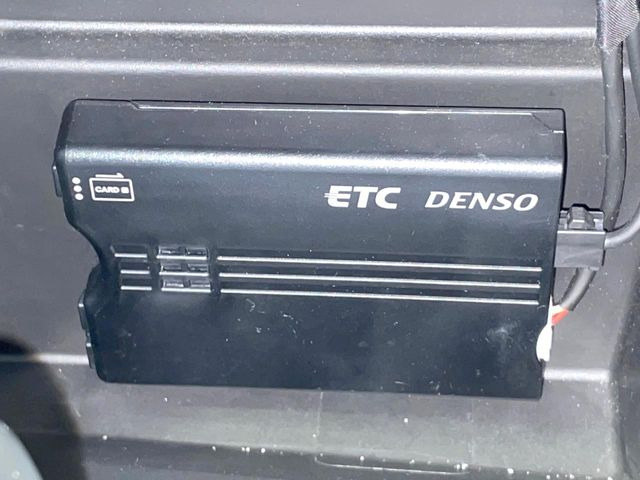 【ETC】高速道路の料金所をストレスなく通過!話題のスポットやサービスエリアに多い「スマートIC」利用時は必須のアイテムです。当店でセットアップを実施、ご納車当日からすぐにご利用いただけます!