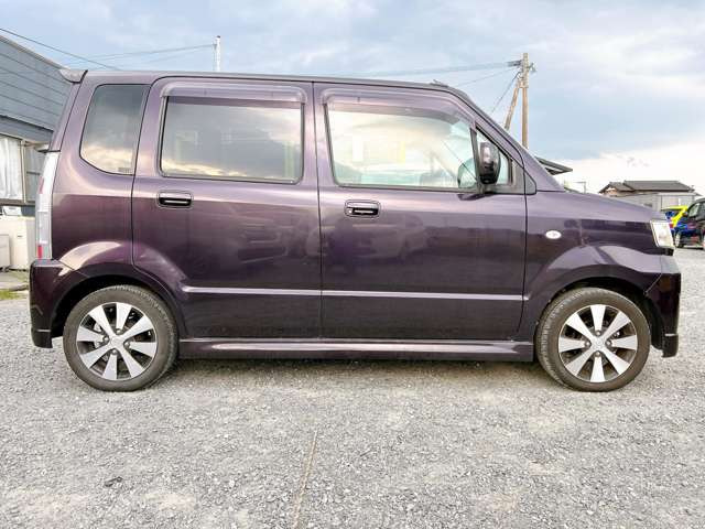 お客様のご希望に合うお車をご準備可能で御座いますので、お気軽にお問合せ下さい!【0120‐043‐040】