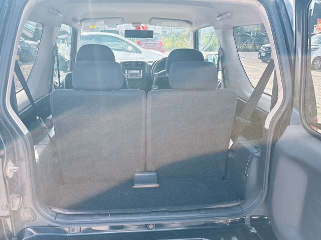 ●ネオドライブ函館支店●の中古車をご覧になって頂きありがとうございます!当店は国道5号線沿いに面しており、のぼりが目印となっております!