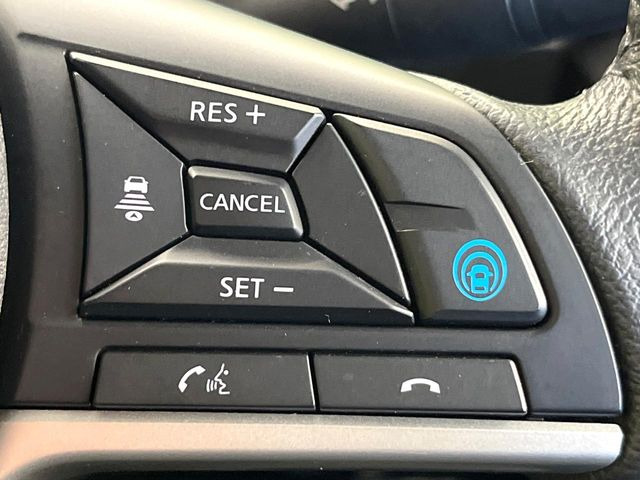 �y�v���p�C���b�g�z�������H�ł̒��������s���y��!!�a�؎��Ə��񑖍s�̃V�[���ŁA�A�N�Z���E�u���[�L�E�X�e�A�����O�������Ő��䂵�A�������^�]�̕��S���y�����Ă���܂���