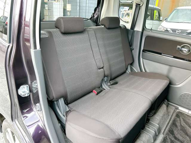 当店では厳選したお車を毎月100台以上の仕入れを行ない、お得な価格で皆様にご提供させて頂いております♪