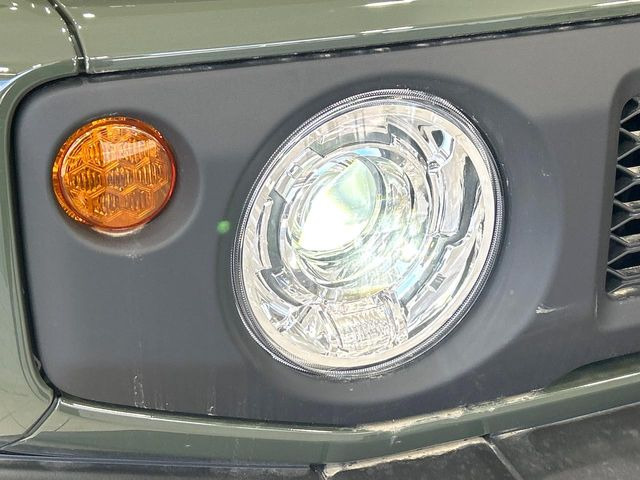 �yLED�w�b�h���C�g�z���V����ԑ��s�����ǍD�Ȏ��E���m�ۂ����S���ĉ^�]�ł��鍂�P�xLED�w�b�h���C�g�𑕔�!�_�����x�������A����d�͂��}�����Ă��܂��B