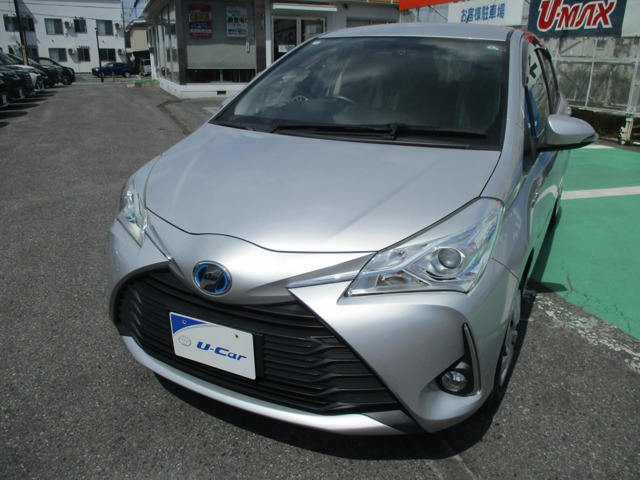 ヴィッツ1.5 ハイブリッド F