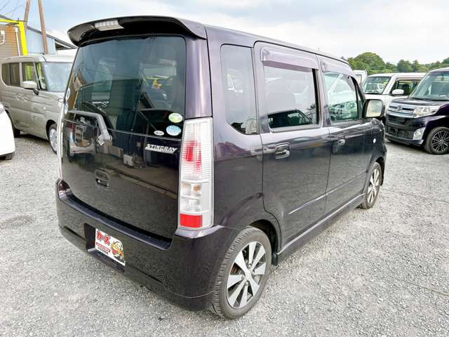 お車のご購入からオイル交換・整備・車検・任意保険・修理・鈑金何でもお任せ下さい!親切・丁寧にご対応致します♪