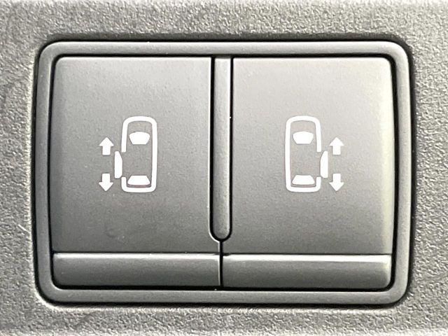 �y�����p���[�X���C�h�h�A�z�X�}�[�g�L�[��^�]�Ȃ̃X�C�b�`�Ō�ȗ����X���C�h�h�A�̊J���\���d��������͂����ăh�A���J����K�v�������A�����Ȃ��q�l�ł��ȒP�ɊJ���߂ł����K�ł���