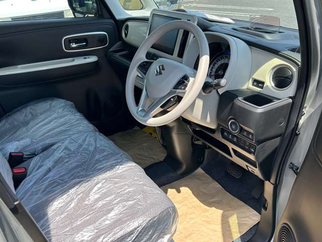 ワゴンRスマイルクリームコーデ