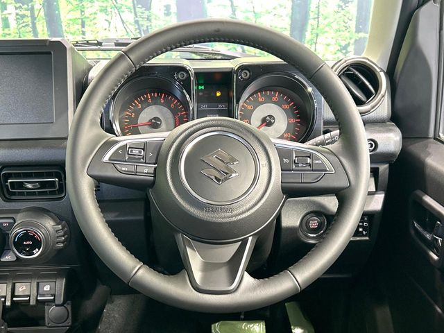 �y�����v�����X�e�A�����O�z�㎿�Ȋv���g�p���邱�ƂŁA��ɂ����������݂ƂĂ��^�]���₷���n���h���ł���