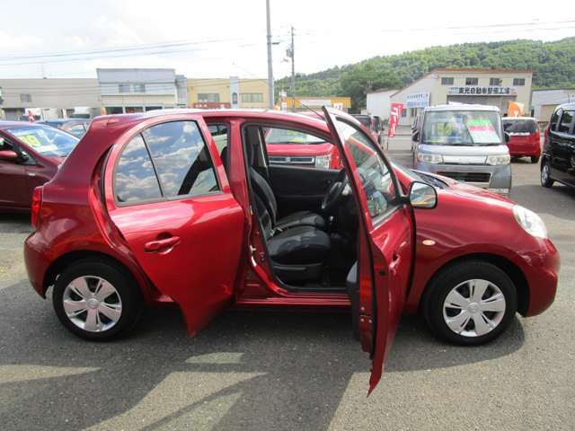 ���������Ђɂă��[���N���[�j���O�s���Ă���܂�!�����S��������!