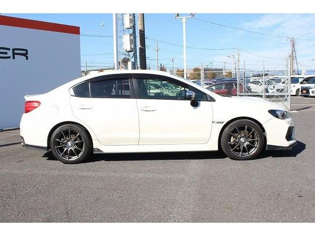 ���Ǝҗl�ւ̔̔��͂��f�肳���Ă��������܂��B �Ԍ������ԗ��̏ꍇ�́A�Ԍ����擾�������x�������z�ŕ\�����Ă���܂��B