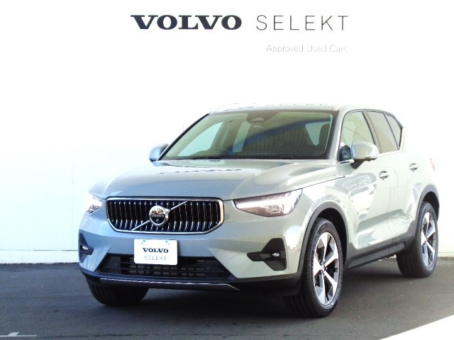 XC40ウルトラ B4 AWD 4WD