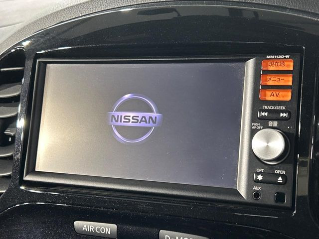 【純正ナビ】人気の純正ナビを装備しております。ナビの使いやすさはもちろん、オーディオ機能も充実!キャンプや旅行はもちろん、通勤や買い物など普段のドライブも楽しくなるはず♪