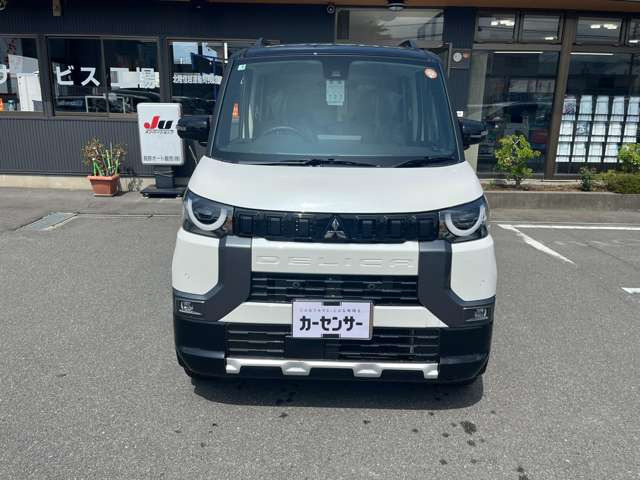 デリカミニT プレミアム 4WD