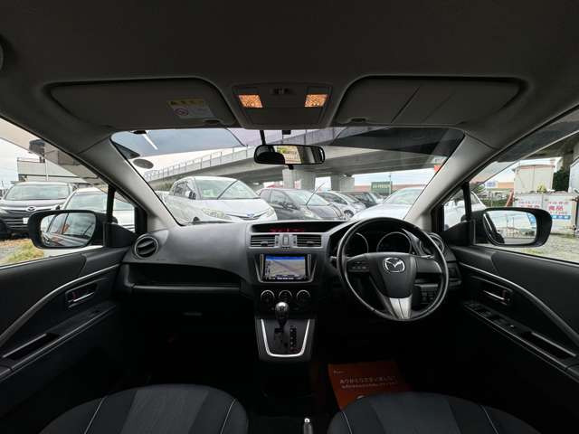 初心者の方でも安心して運転していただける視野の広さとなっております。