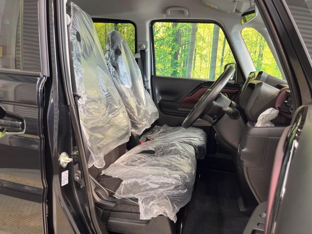 もちろん車内はキレイです♪よりクリーンな状態をキープしたいお客様には『ナノゾーンコート』がおすすめ!新型コロナウイルス対策や、除菌・消臭に効果を発揮し多くの方にご好評いただいております。