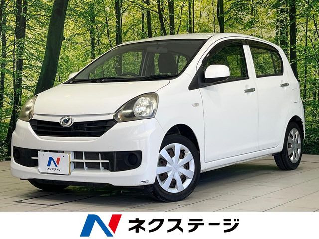 車 ミライース白