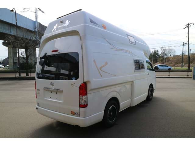 ハイエースバンキャンピング