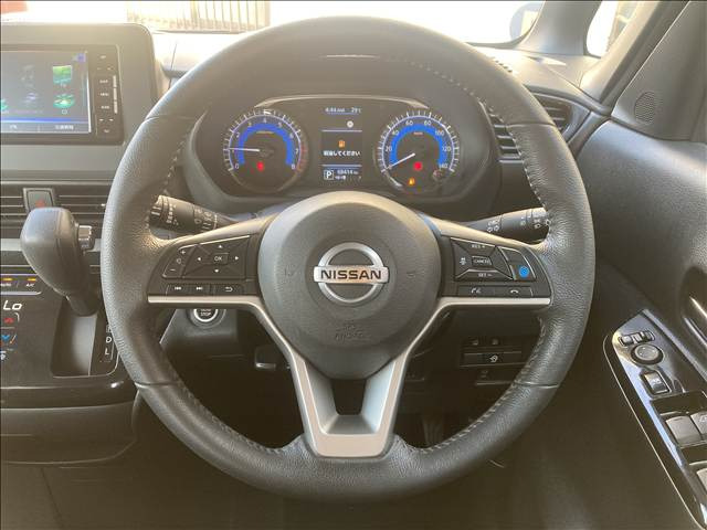 �F�l�̂����X�A�y�X�}�C���X�^�b�t�ꓯ���҂����Ă���܂�!���Ј�x�A�����X����������