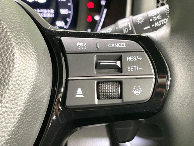 �y�A�_�v�e�B�u�N���[�Y�R���g���[���z�������H�ł̒��������s���y��!!�����ő��x��ۂN���[�Y�R���g���[�����A�Փˌy���V�X�e���ƘA�g���A�O���̎ԗ������m���ĎԊԂ�ۂ悤�ɑ��x���߂��Ă���܂�!!