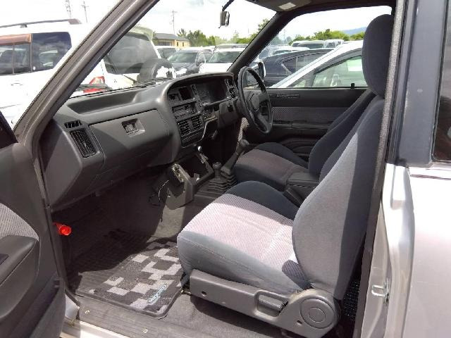 プロシード2.6 キャブプラス 4WD