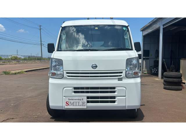 NV100クリッパーDX ハイルーフ 5AGS車 4WD