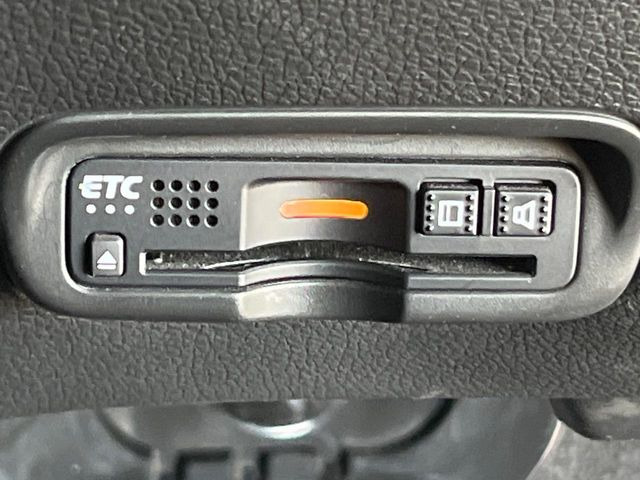 【ETC】高速道路の料金所をストレスなく通過!話題のスポットやサービスエリアに多い「スマートIC」利用時は必須のアイテムです。当店でセットアップを実施、ご納車当日からすぐにご利用いただけます!