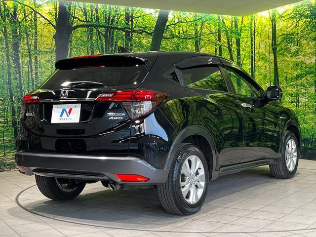 ☆全国のネクステージからお取り寄せが可能※!遠方の店舗に展示してあるクルマが気になる場合も、最寄りの店舗でご覧いただくことが可能です!是非私たちに要望をお聞かせください!※別途費用