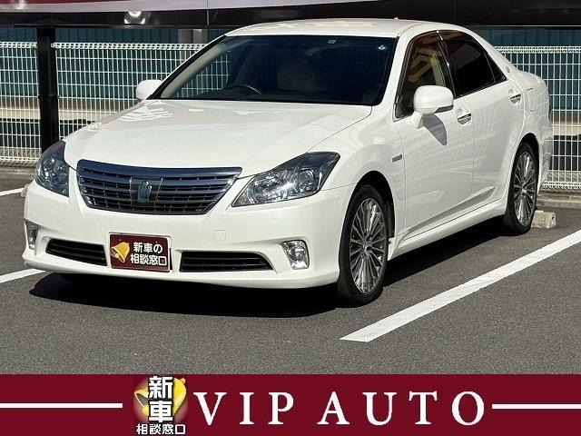 クラウンハイブリッド3.5 Lパッケージ