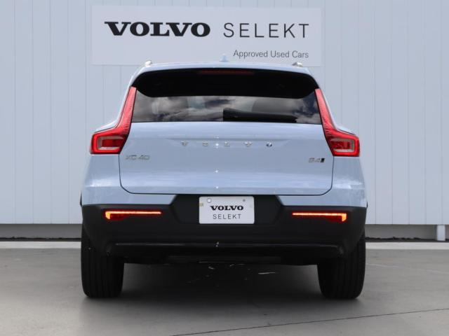 XC40ウルトラ B4 AWD 4WD