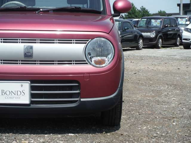 ���X�͎Ԃ̕i���Ɏ��M�������Ă��܂�!�Ȃ̂ŁA���܂��܂Ȋp�x����70���ȏ�̂��ʐ^�ڂ��Ă��܂��B