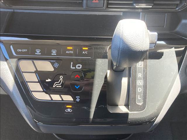 �F�l�̂����X�A�y�X�}�C���X�^�b�t�ꓯ���҂����Ă���܂�!���Ј�x�A�����X����������