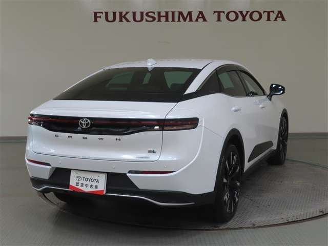 クラウンクロスオーバー2.4 RS アドバンスト E-Four advanced 4WD