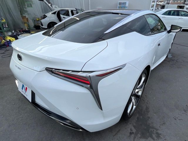 ☆全国のネクステージからお取り寄せが可能※!遠方の店舗に展示してあるクルマが気になる場合も、最寄りの店舗でご覧いただくことが可能です!是非私たちに要望をお聞かせください!※別途費用