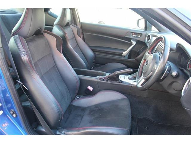 弊社はあいおいニッセイ同和損保代理店です。全営業社員が保険の募集人資格を取得しております。お気軽にご相談ください。