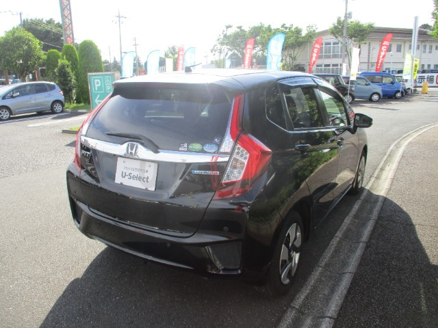 フィット1.5 ハイブリッド Lパッケージ